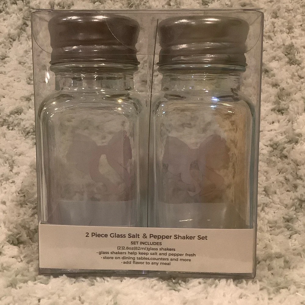 Willow & Reed Pink Ribbon Valentines Day Glass Salt Pepper Shaker Set NWT boxed - Picture 7 of 14